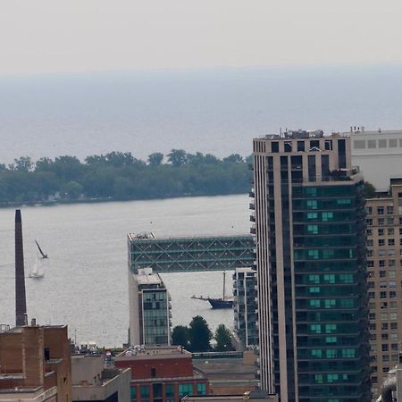 Apartment/2Bedrooms/2 Full Bathrooms/Free Parking Toronto Exterior foto